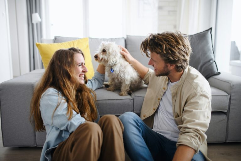 The Five Minute Habit That Keeps Couples Close and Strengthens Bonds 4 getty images pNcZ0BK5S5s unsplash