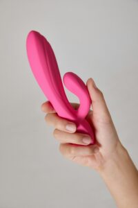 Blog 28 ifonnx toys 8 7EeeAM RA unsplash